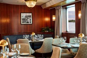 Viva Cruises VIVA RUBY Riverside Restaurant 3 ©Viva Cruises.jpg